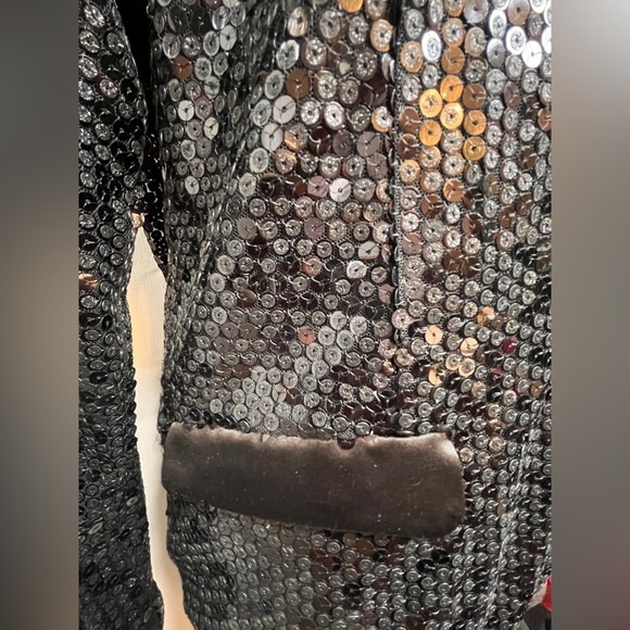 Lisa Rinna button front sequin black jacket, previously loved - Picture 4 of 12
